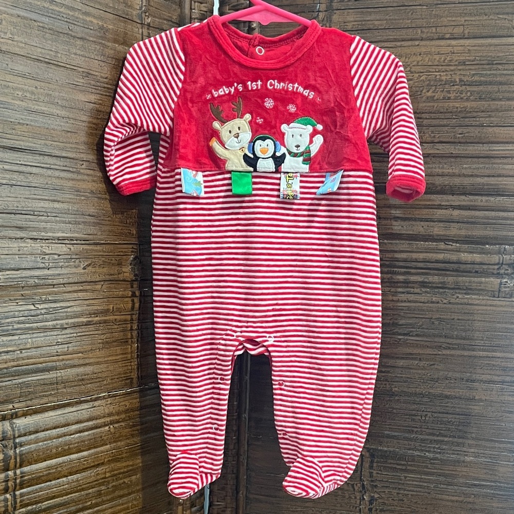 Taggies Red and White Striped Christmas Footie, Size 3-6 months